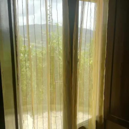 Oda ve Kahvaltı La Rondinella
