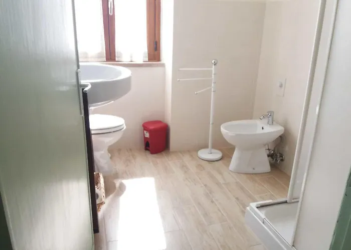 La Rondinella Bed & Breakfast 3*